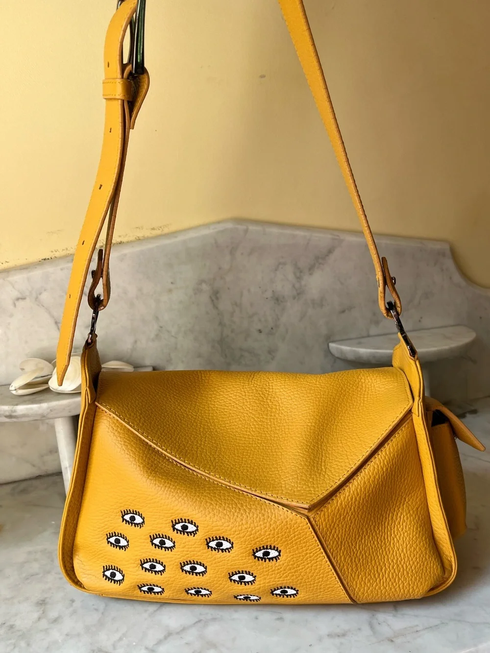 Min & Mon Houston Leather Shoulder Bag Eyes All Over Golden Glow - EUC